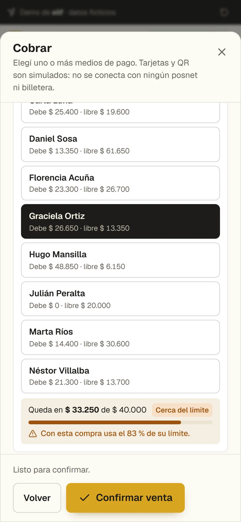 Vuelto en el celular: venta fiada con el aviso de que el cliente queda cerca de su límite